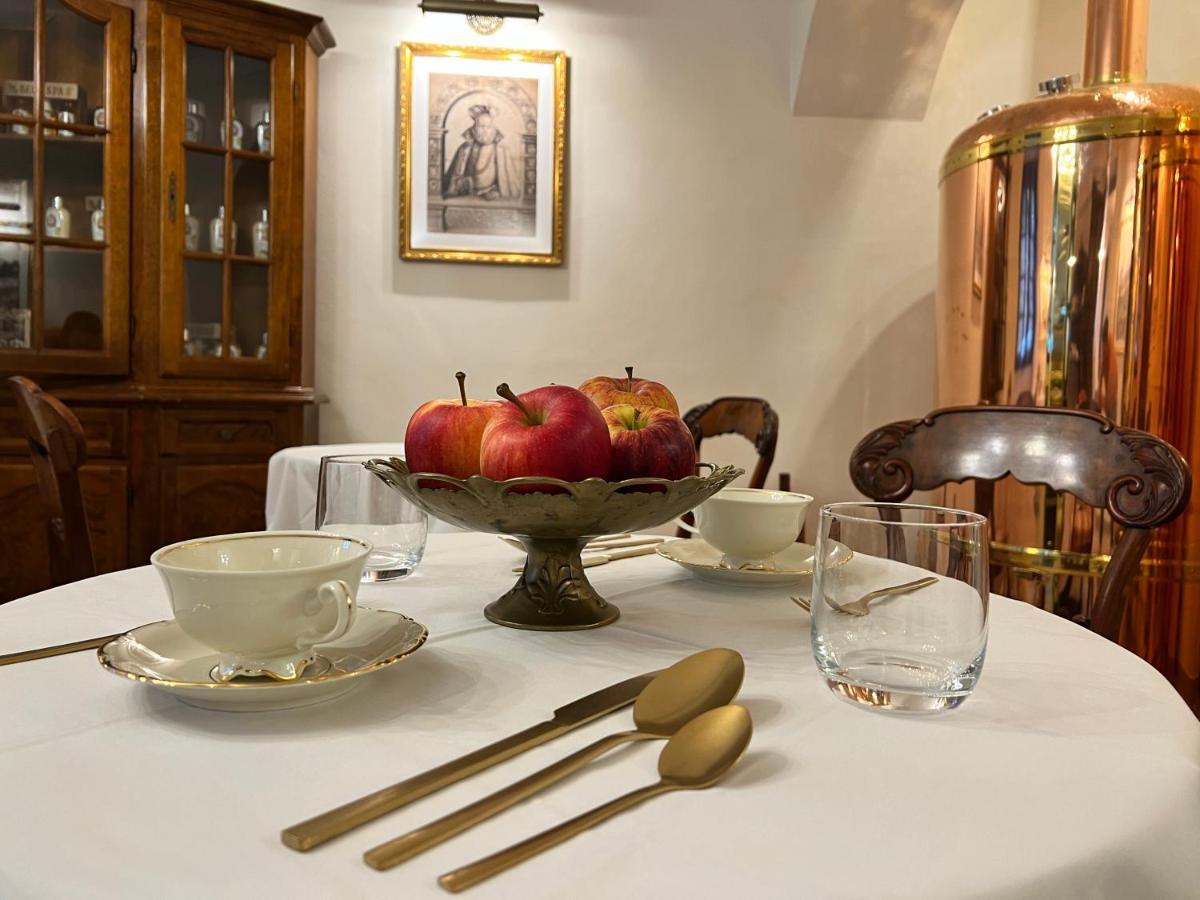 Spa Beerland Chateaux - U Zlate Hrusky / At Golden Pear Прага Екстериор снимка