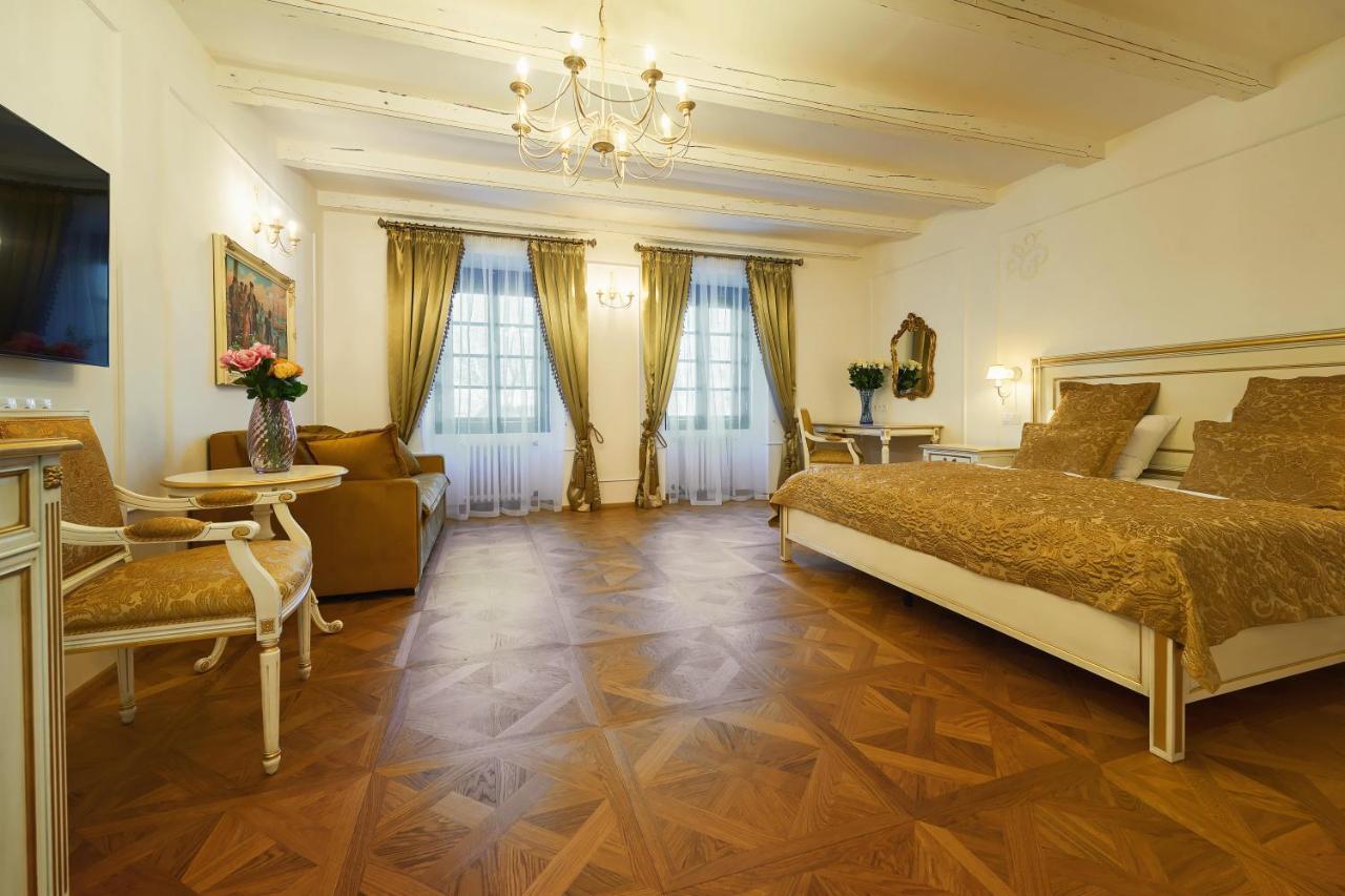 Spa Beerland Chateaux - U Zlate Hrusky / At Golden Pear Прага Екстериор снимка